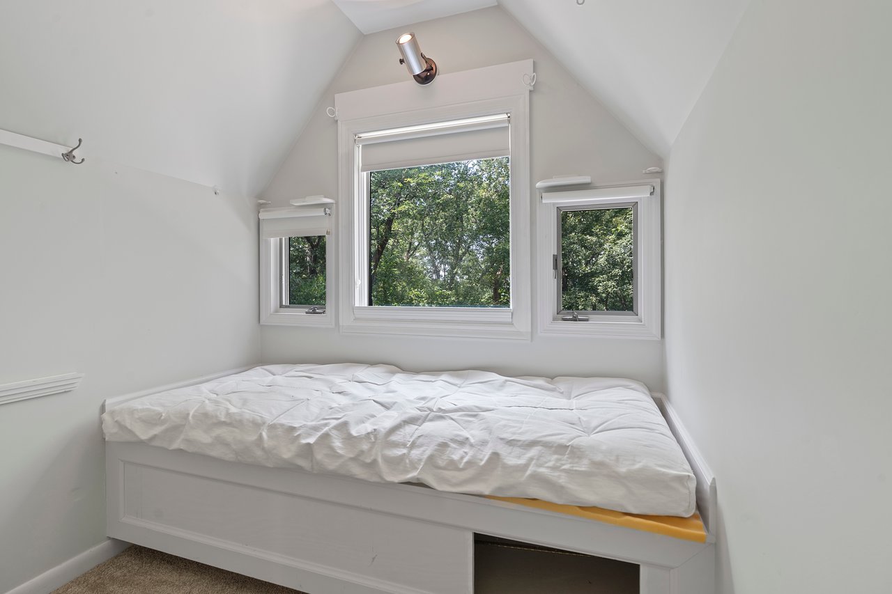One-of-a-Kind Huntsville Retreat