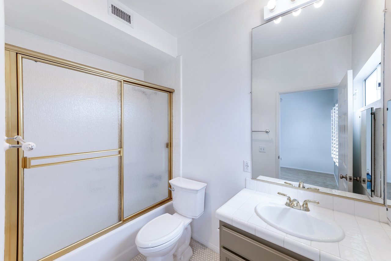 1930 S Beverly Glen Blvd #306