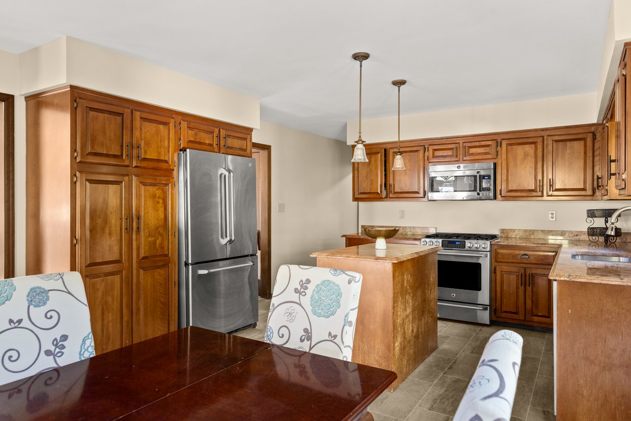5 High Point Ct