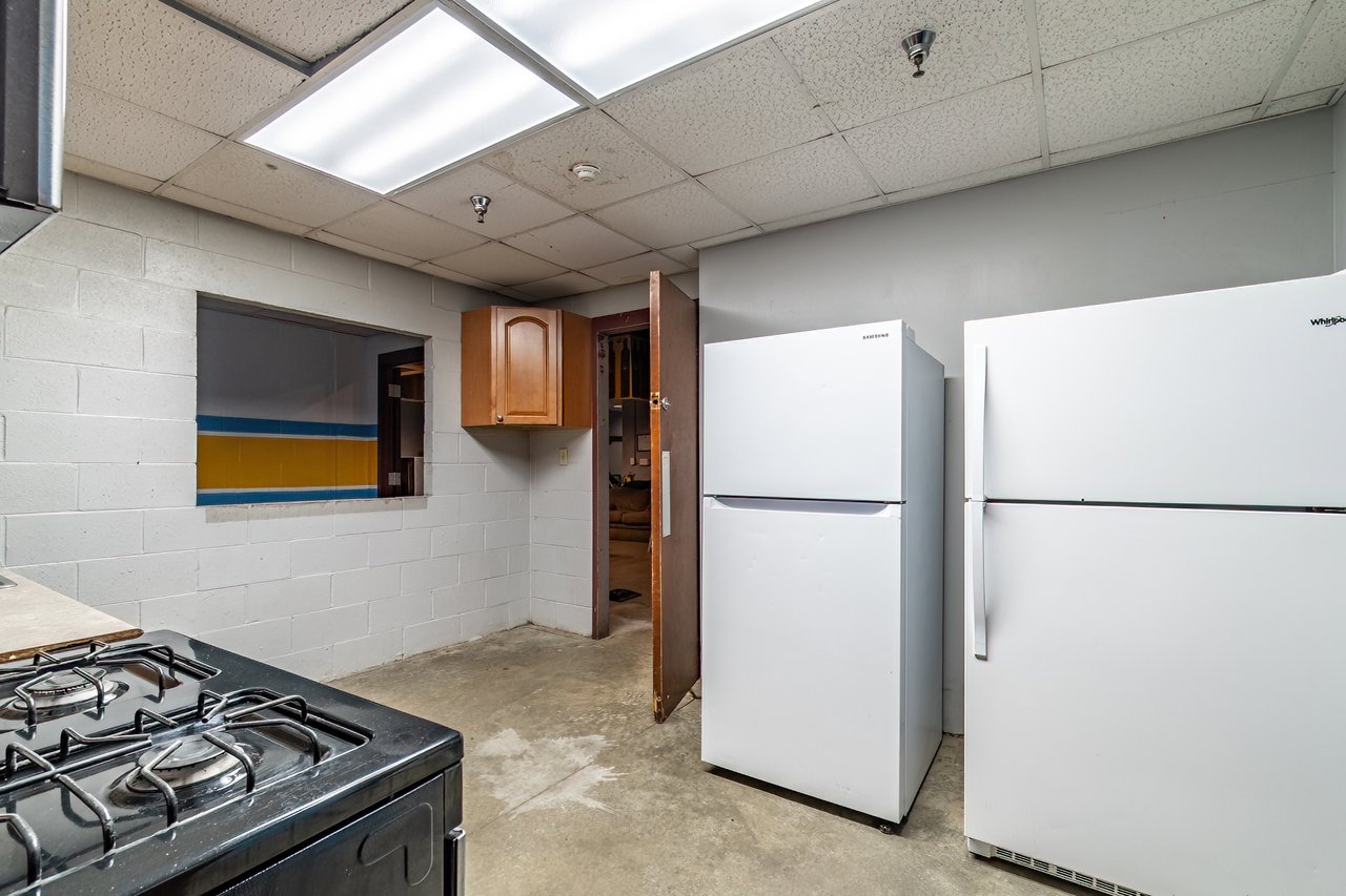 Ball State Greek House Goes to Public Auction