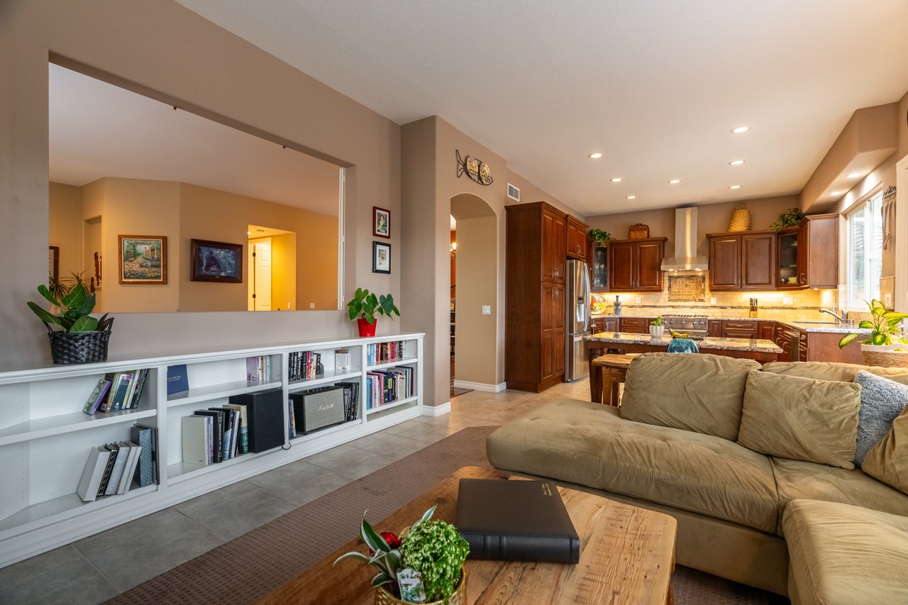 4501 Camino De Las Estrellas