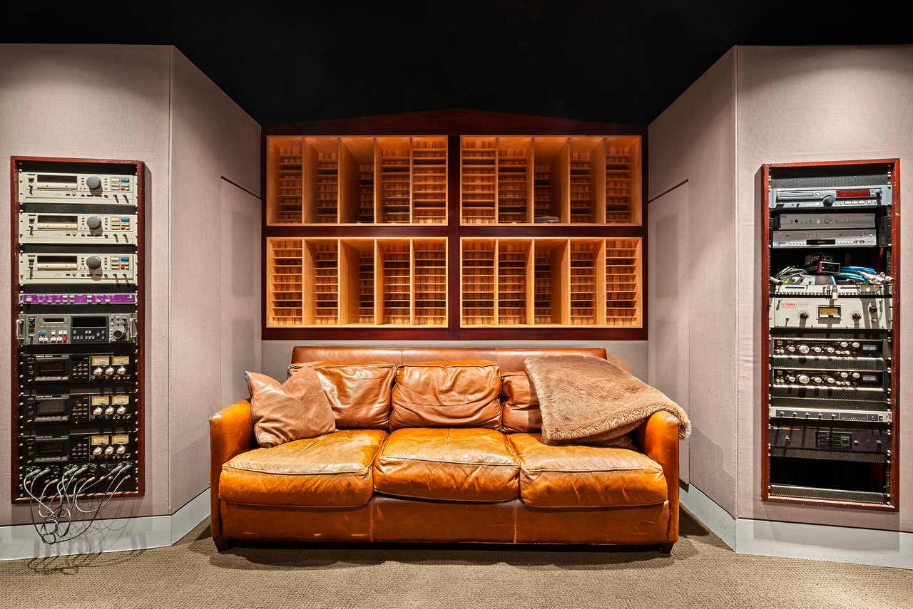 751 N Highland Ave, Hollywood