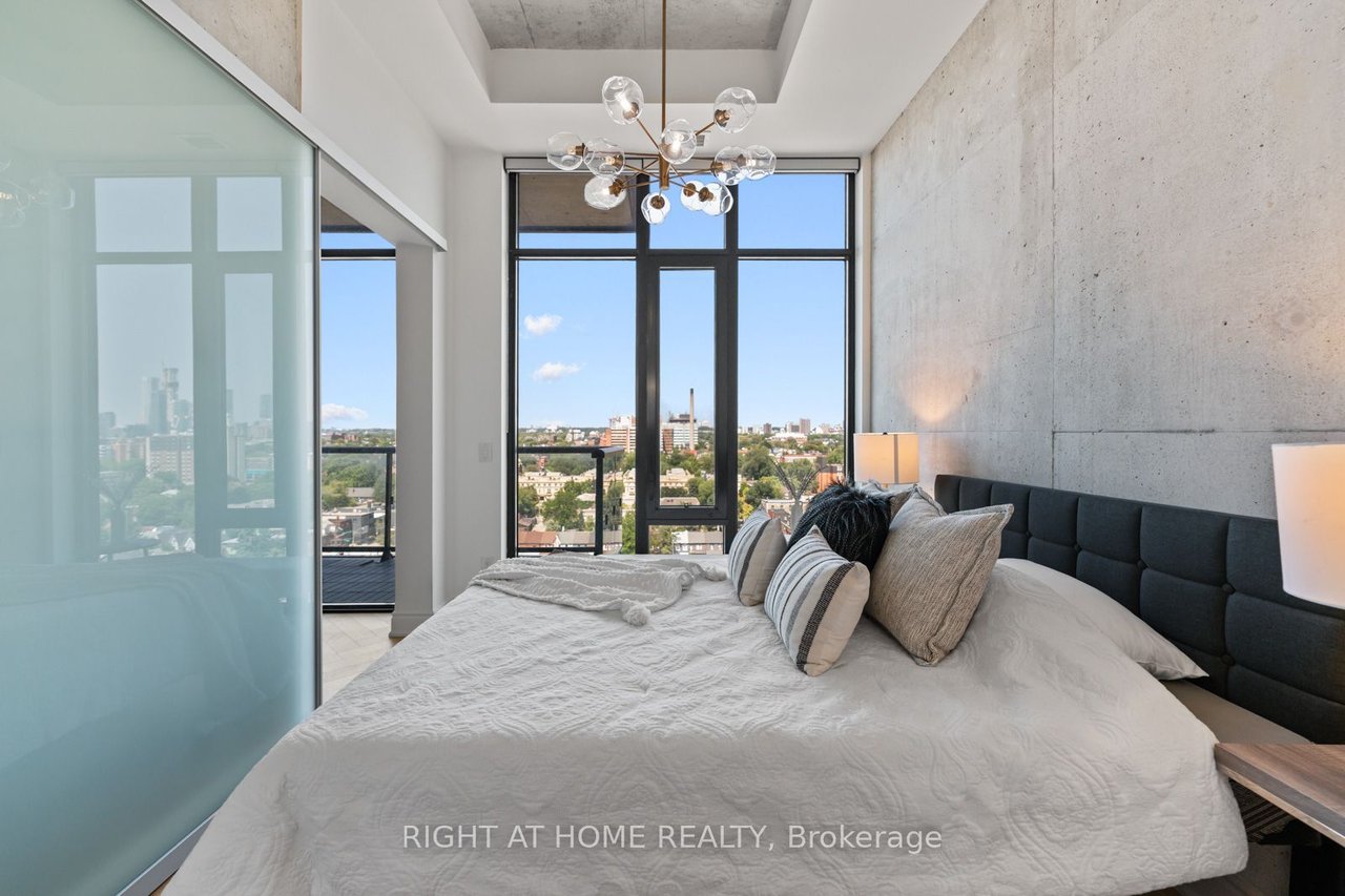 PENTHOUSE AT THE HARLOWE