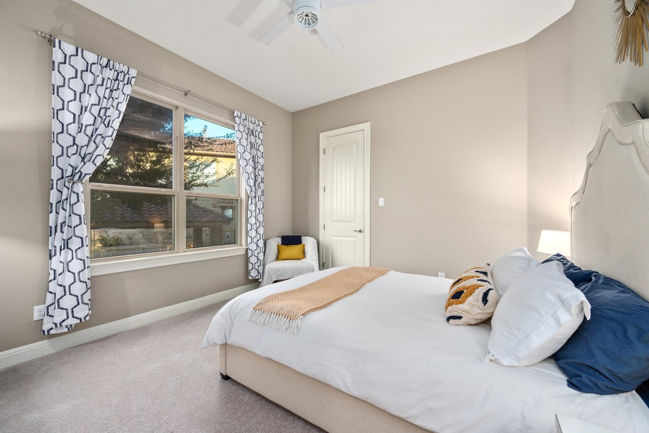 103 Lucayan Cove