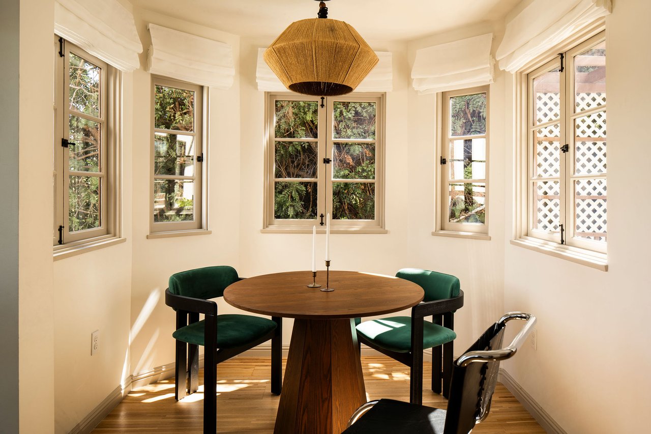 Vacant Trophy Silverlake Triplex With Reservoir Views