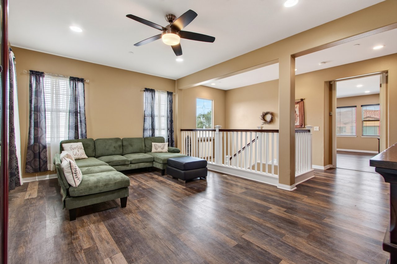 27867 Huron Ct