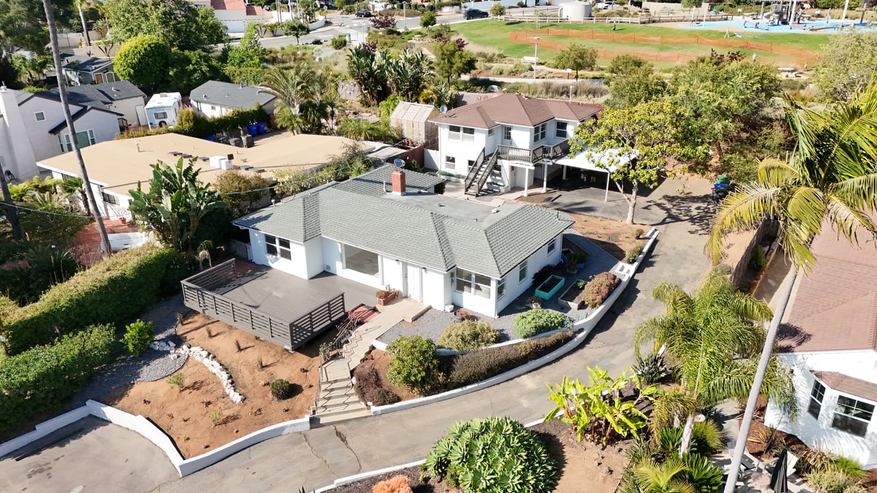 2850 Highland Dr