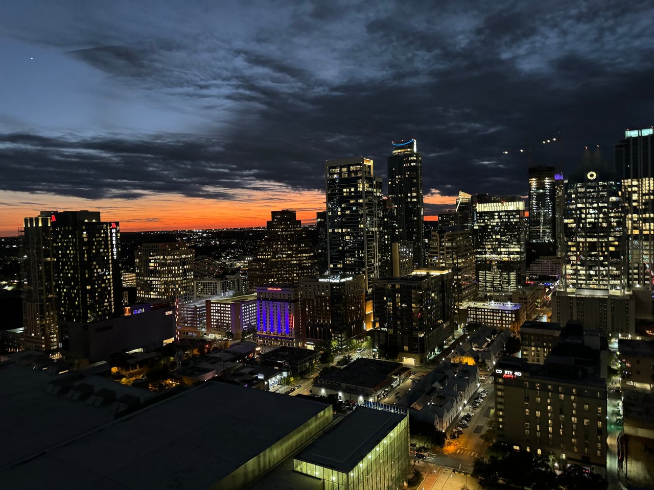 555 E 5th St, Unit 3022