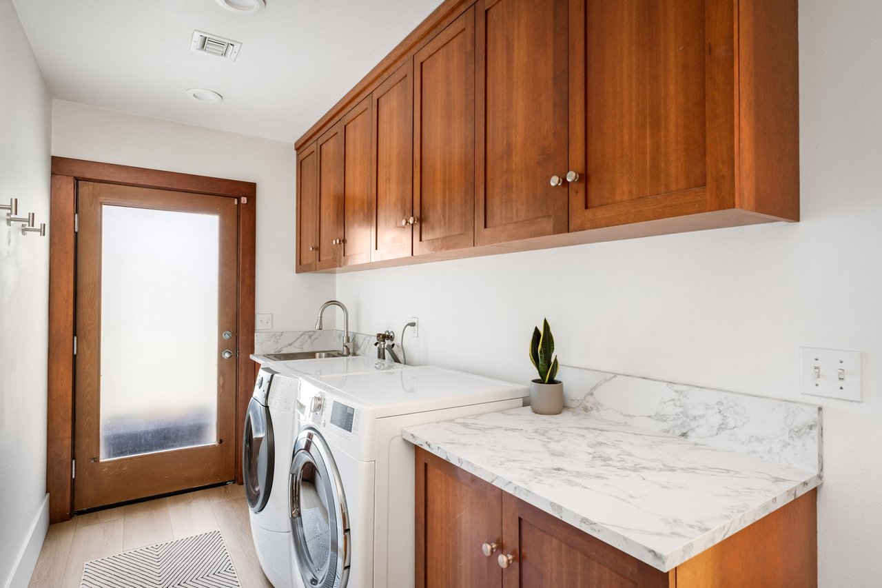 Now Available - Mid-Century Modern Oasis 