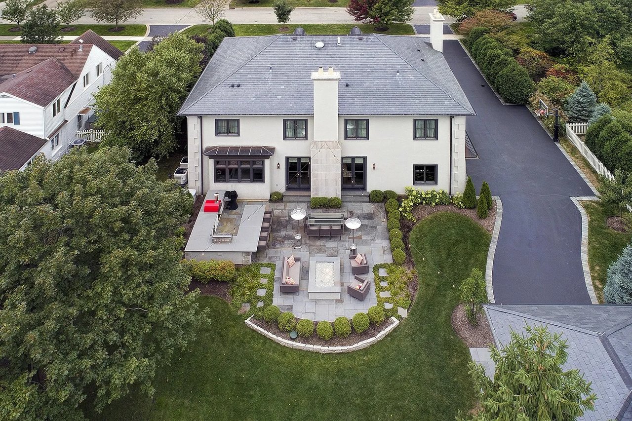 127 Old Green Bay Rd