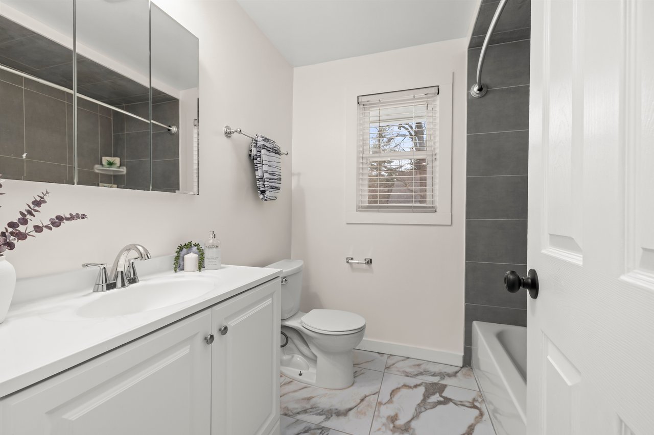 Renovated. Private. Prime Deerfield location.