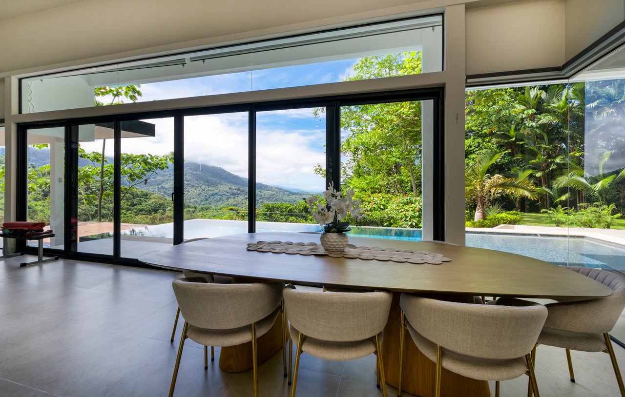 Casa Nueva Vida with Ocean Views & Dual Edge Infinity Pool