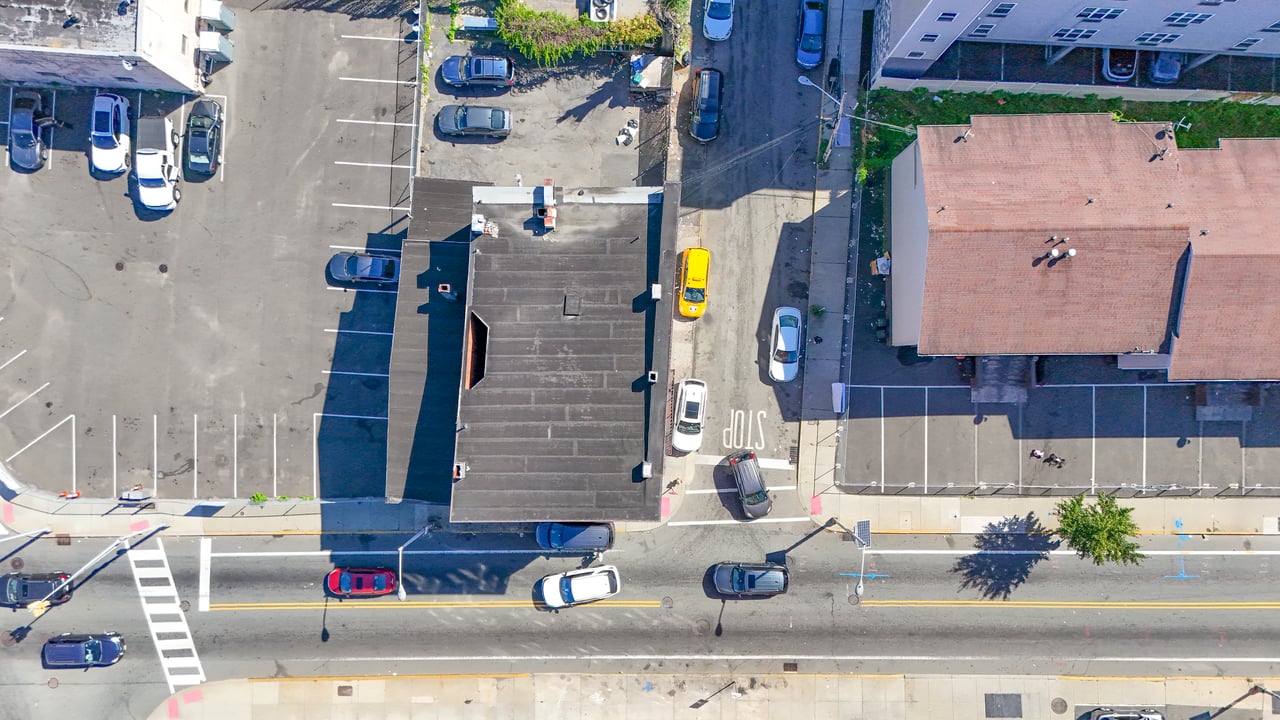 217 Straight St - Straight Street Rooms & Retail 