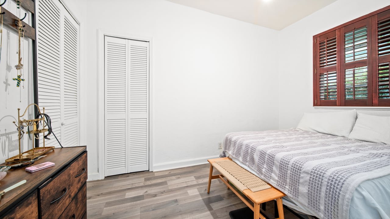1571 Pennsylvania Ave # 3S