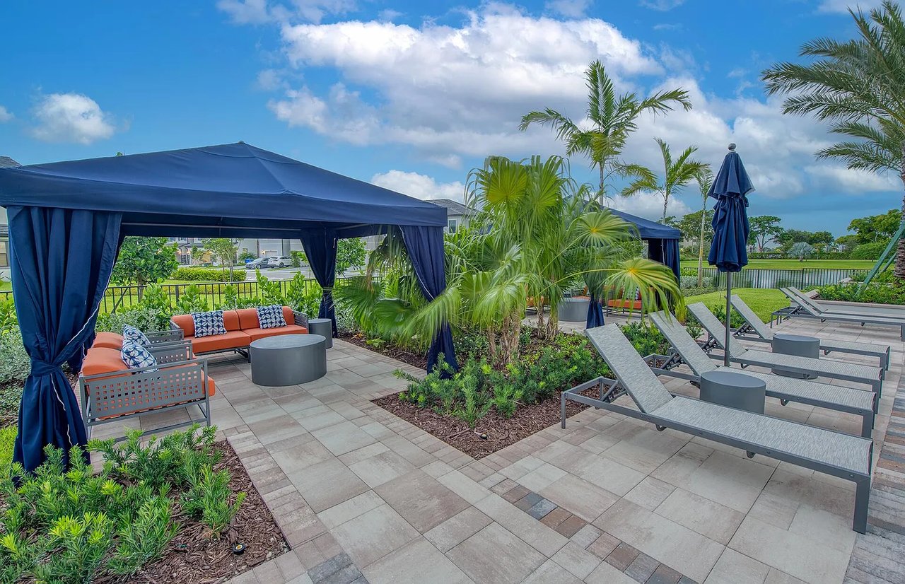 2321 Rollingwood Ct, #13