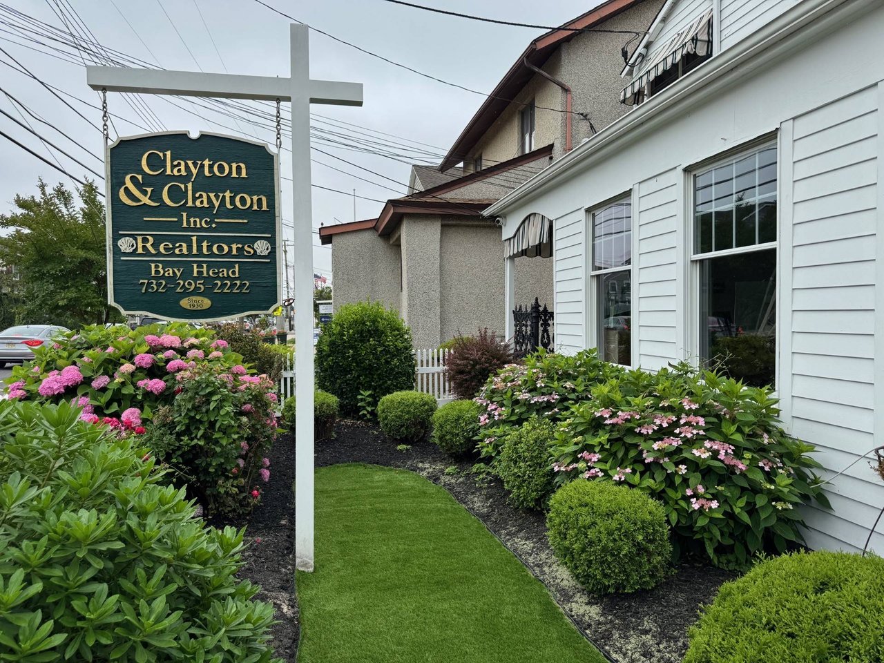 #4 Beautiful Well Design on the First Floor With Outside Deck - Just 3 Homes From Ocean, Bay Head, New Jersey