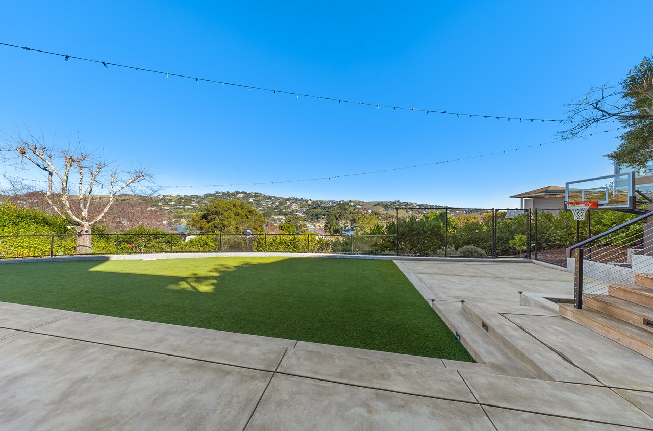 Stylish and Renovated Belvedere Beauty