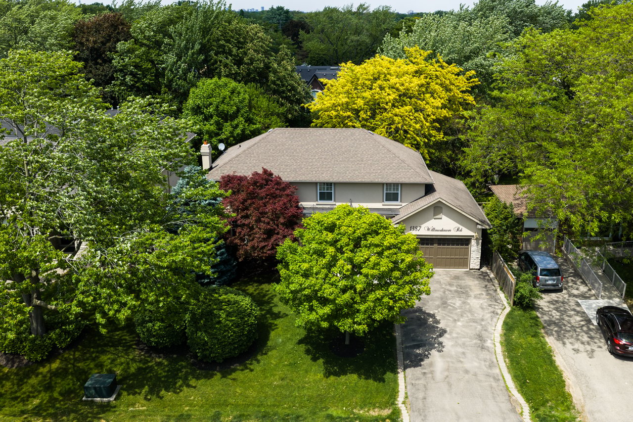 1387 Willowdown Road