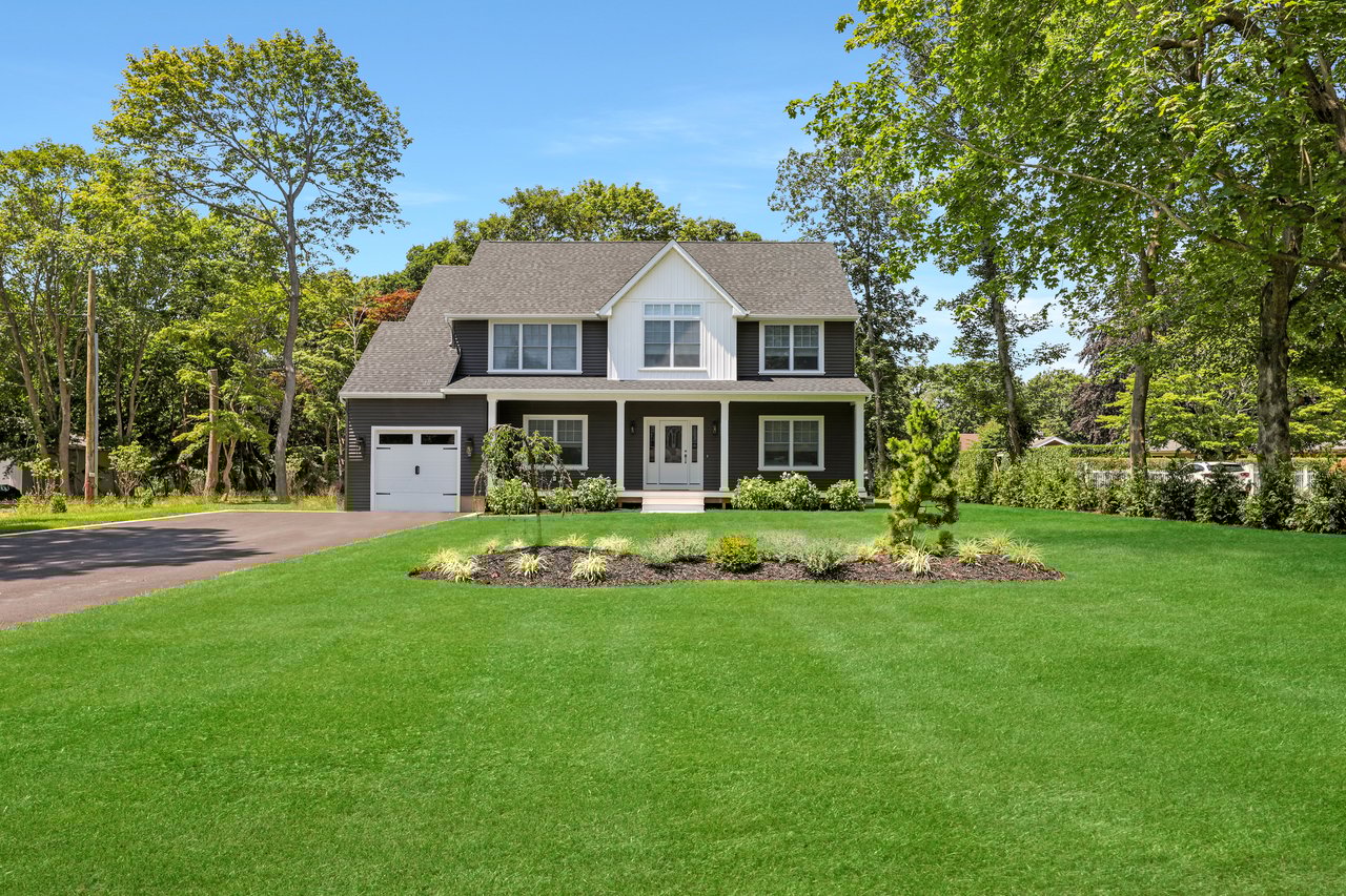 NC South Street, Manorville, NY, 11949