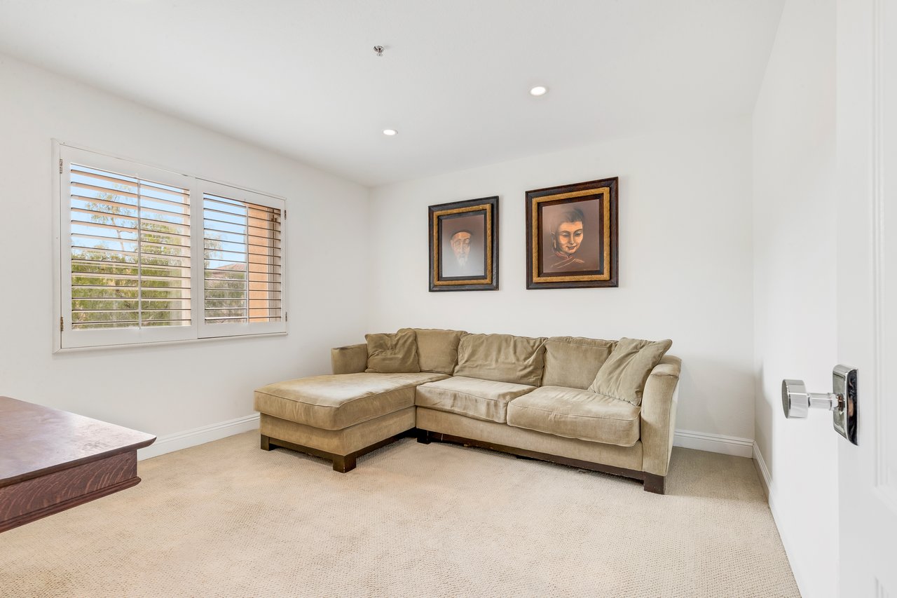 3 Savona Court
