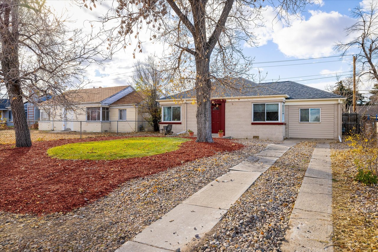 2885 Quebec Street, Denver, CO 80207