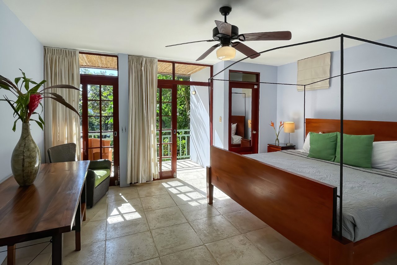 Casa Vista Azul