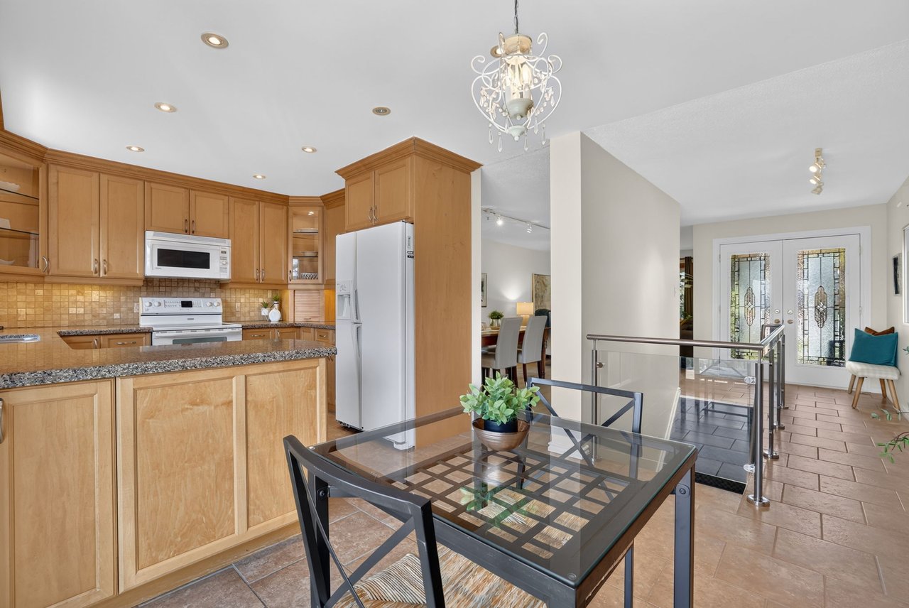 16 Hi View Drive