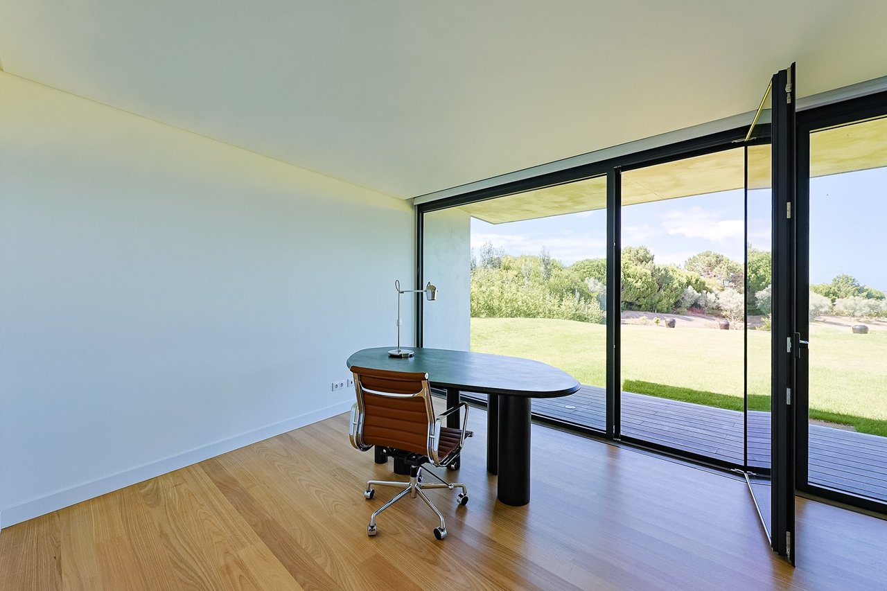 Japanese-Inspired Villa in Bom Sucesso Resort, Óbidos