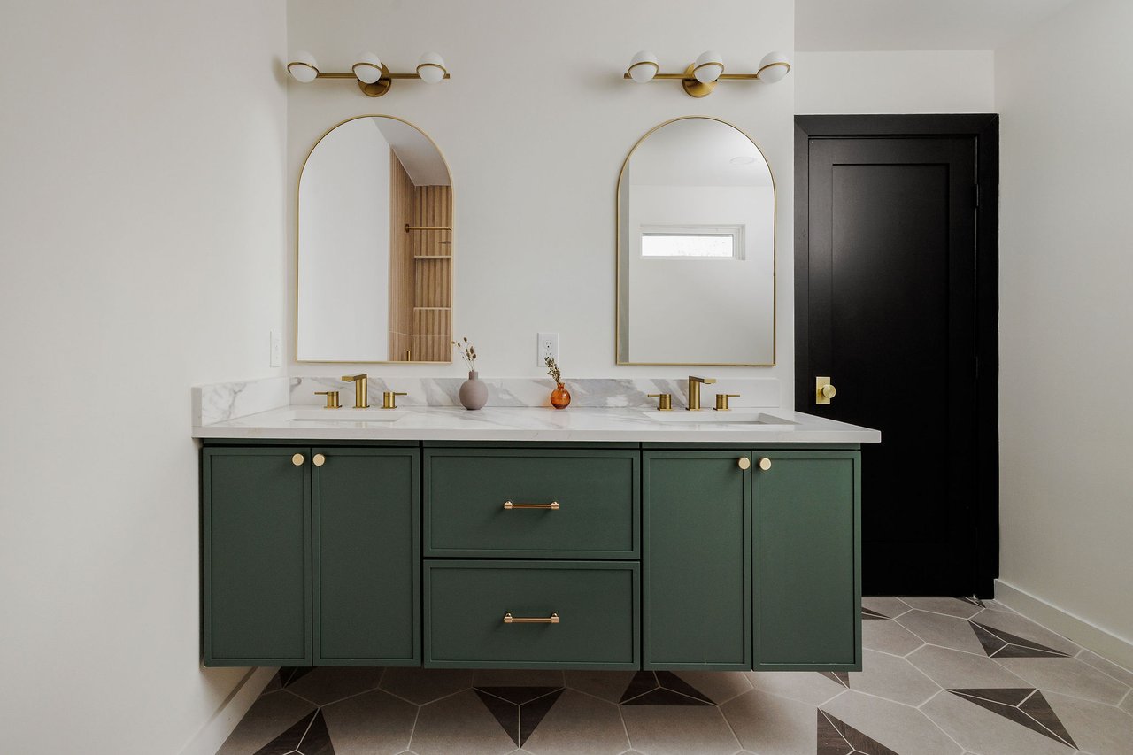 2210 Comburg Castle WAY