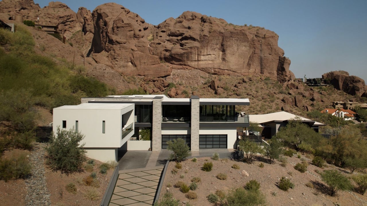 Henderson Luxury Homes Guide (2026) – Guard-Gated Communities, Strip Views & Elevated Living