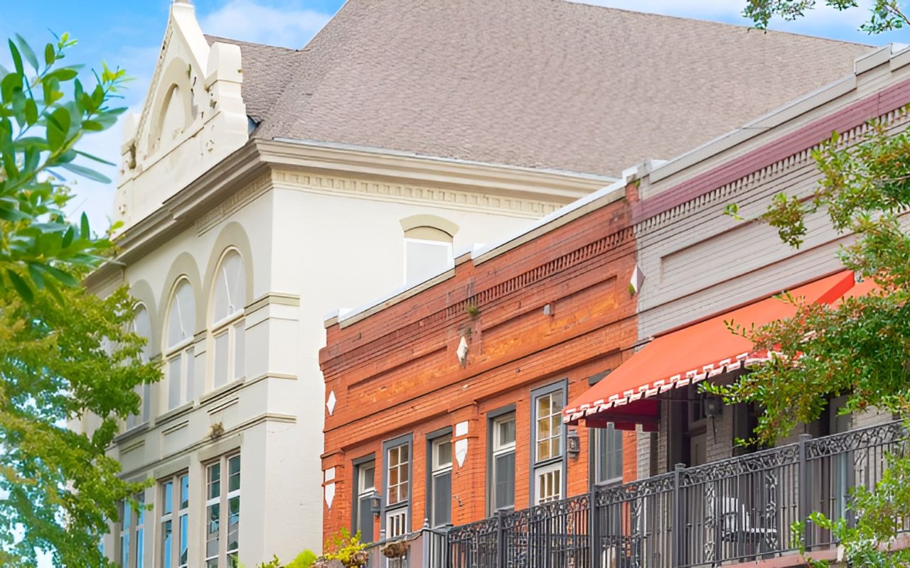 7 Benefits of Living in Delightful Downtown Pensacola