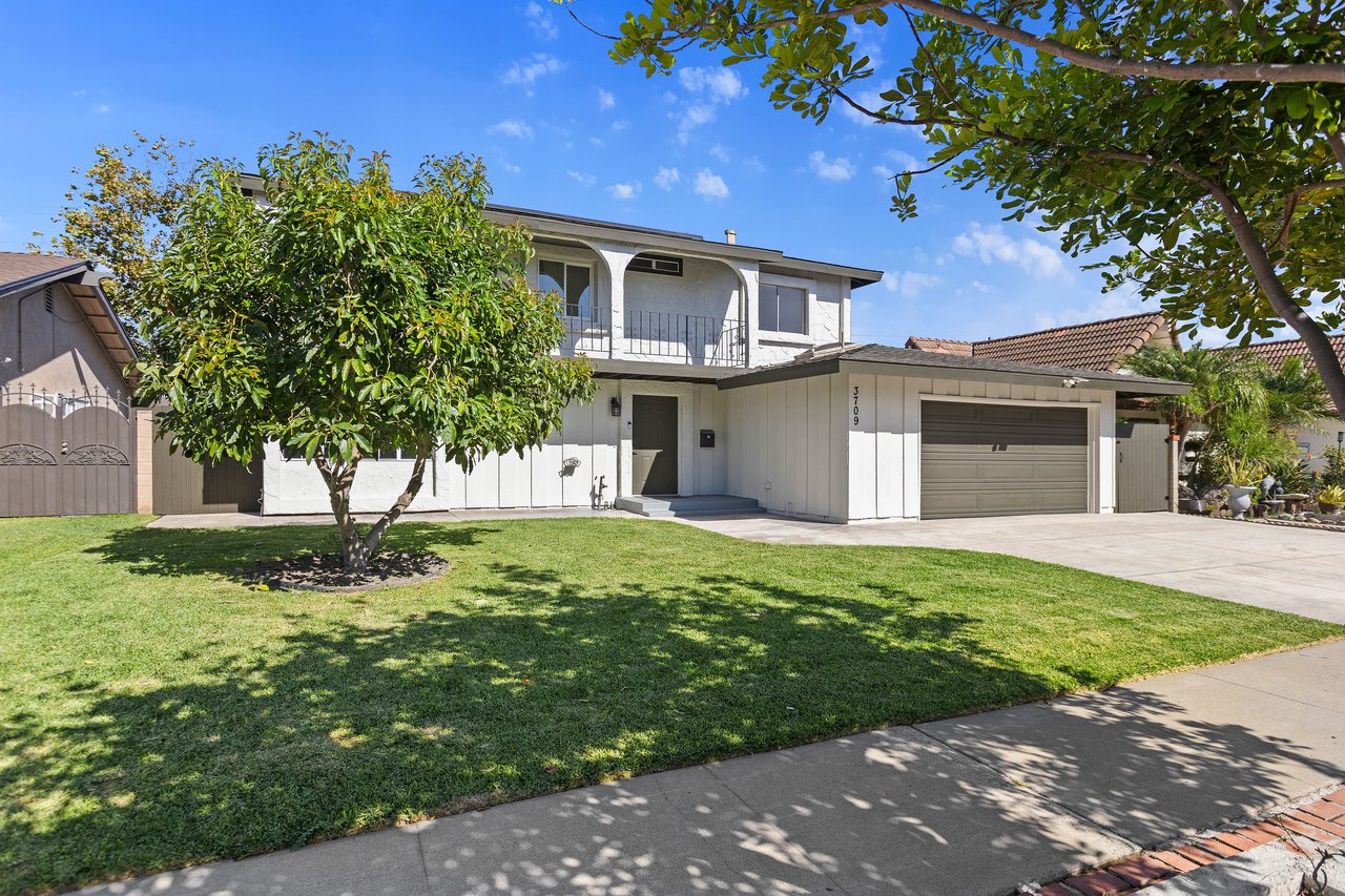 3709 South Olive Streeet