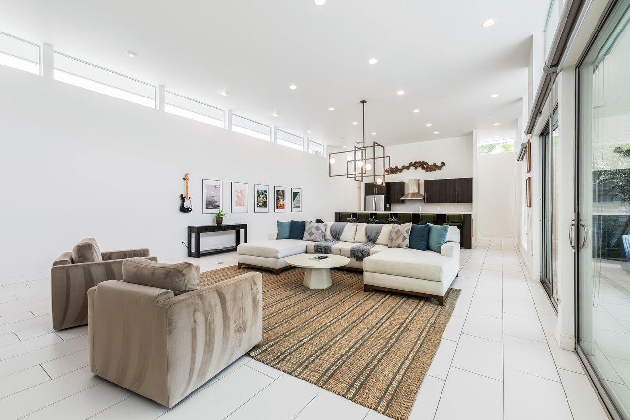 51125 Evangeline Way - Villa 3