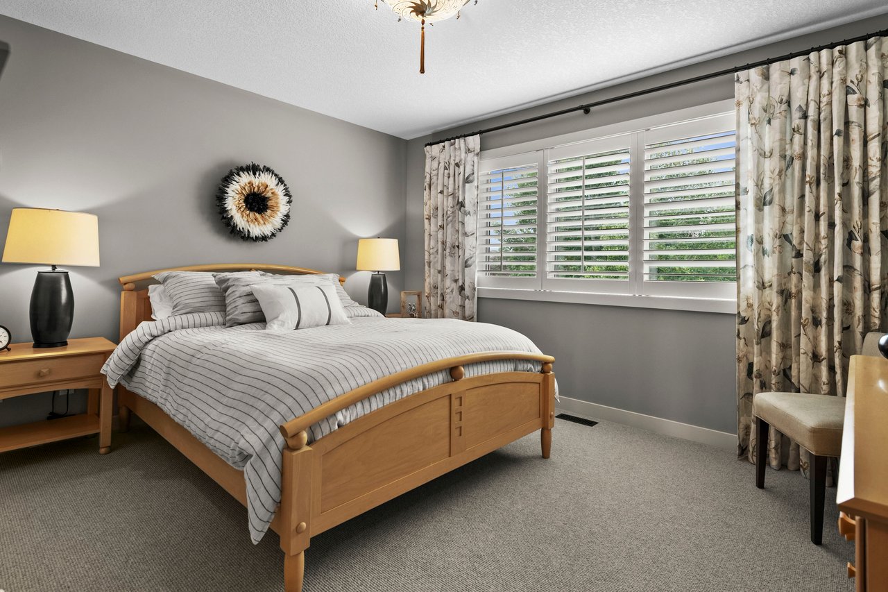 35 Tusslewood Drive NW