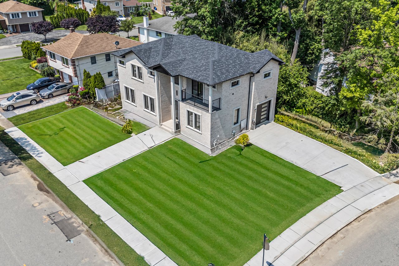 44 Green Drive