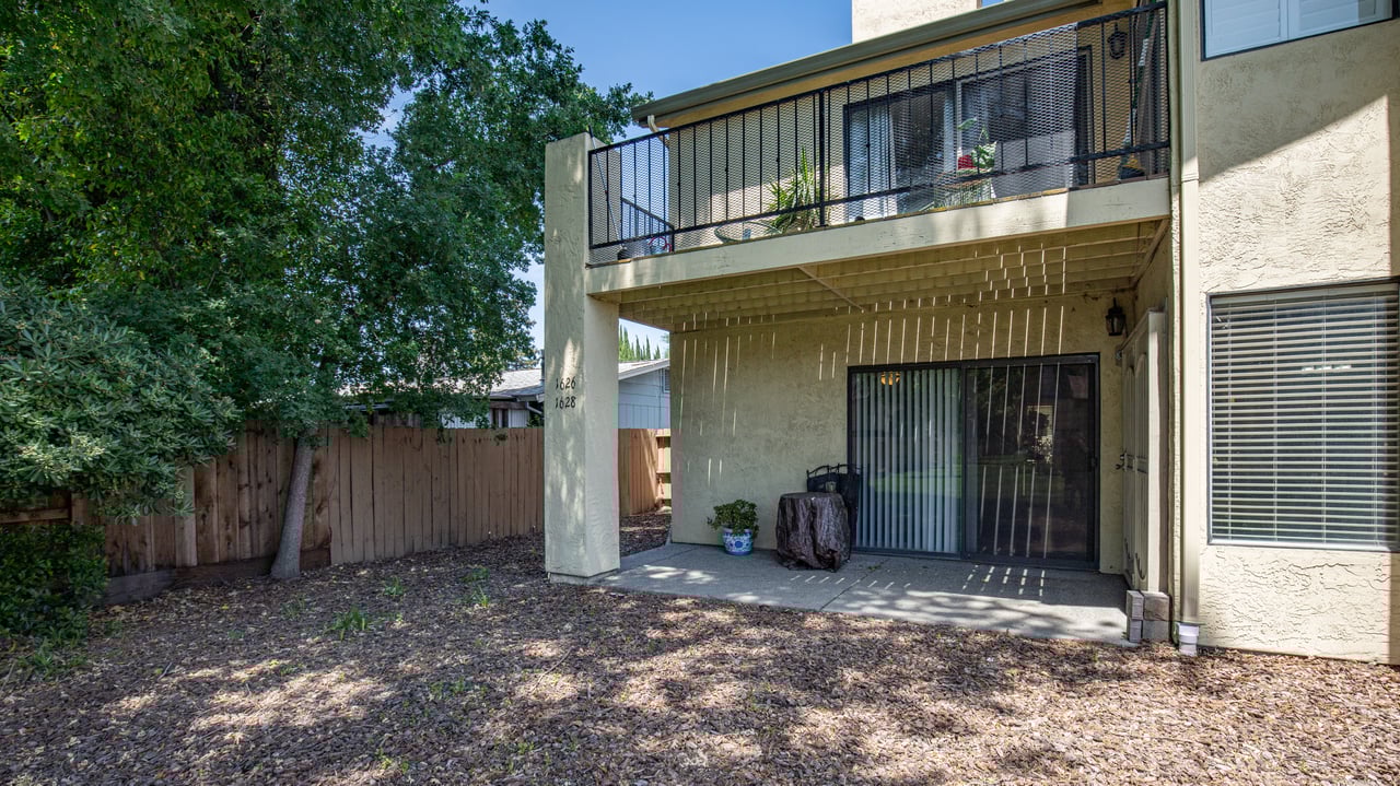 1628 Porter Way