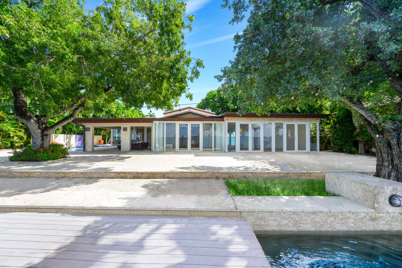 444 W Rivo Alto Drive