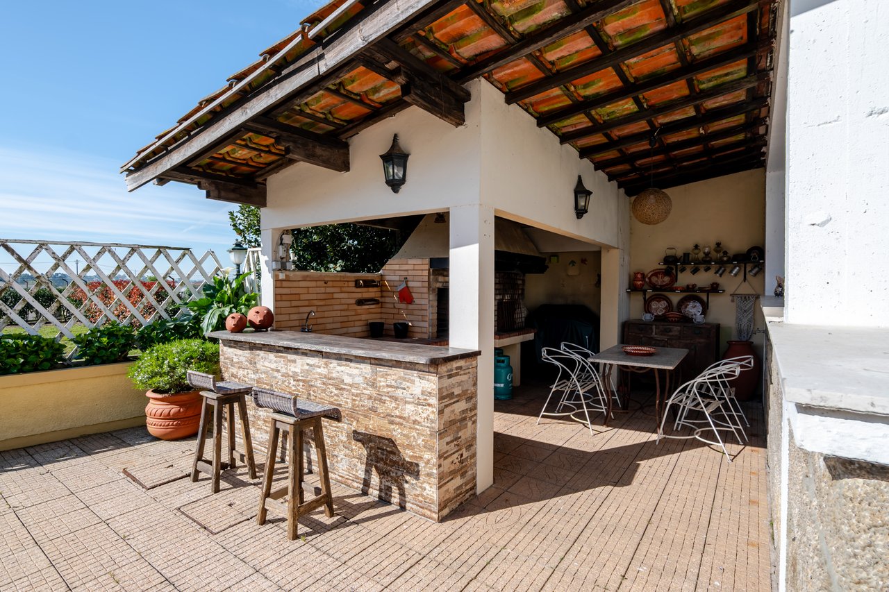 Exceptional Renovated Estate with 4 Residences, Pool & Orchard Near Porto