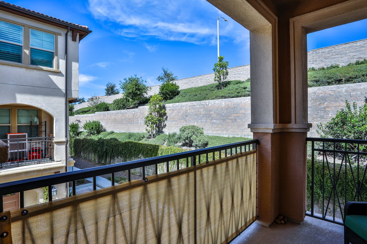 608 White Oaks, Lake Forest