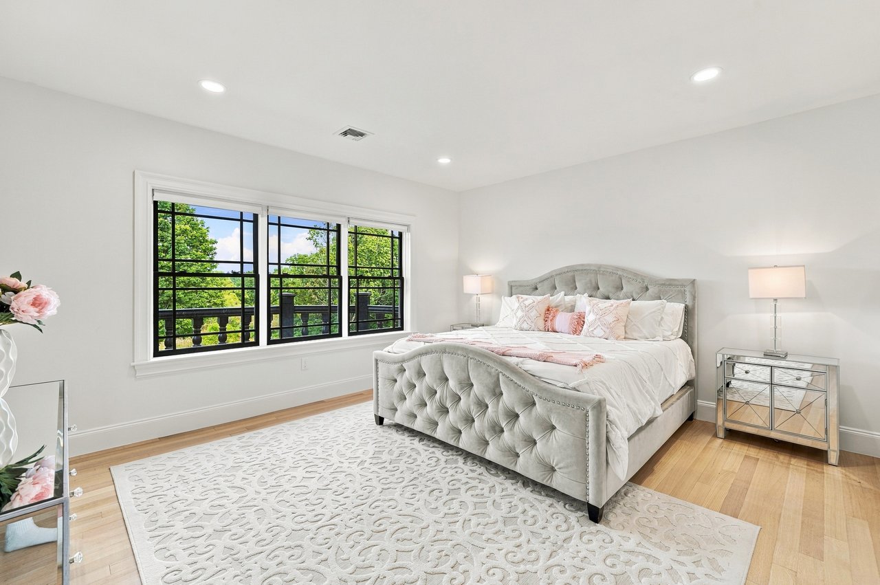 An Exceptional Southborough Estate