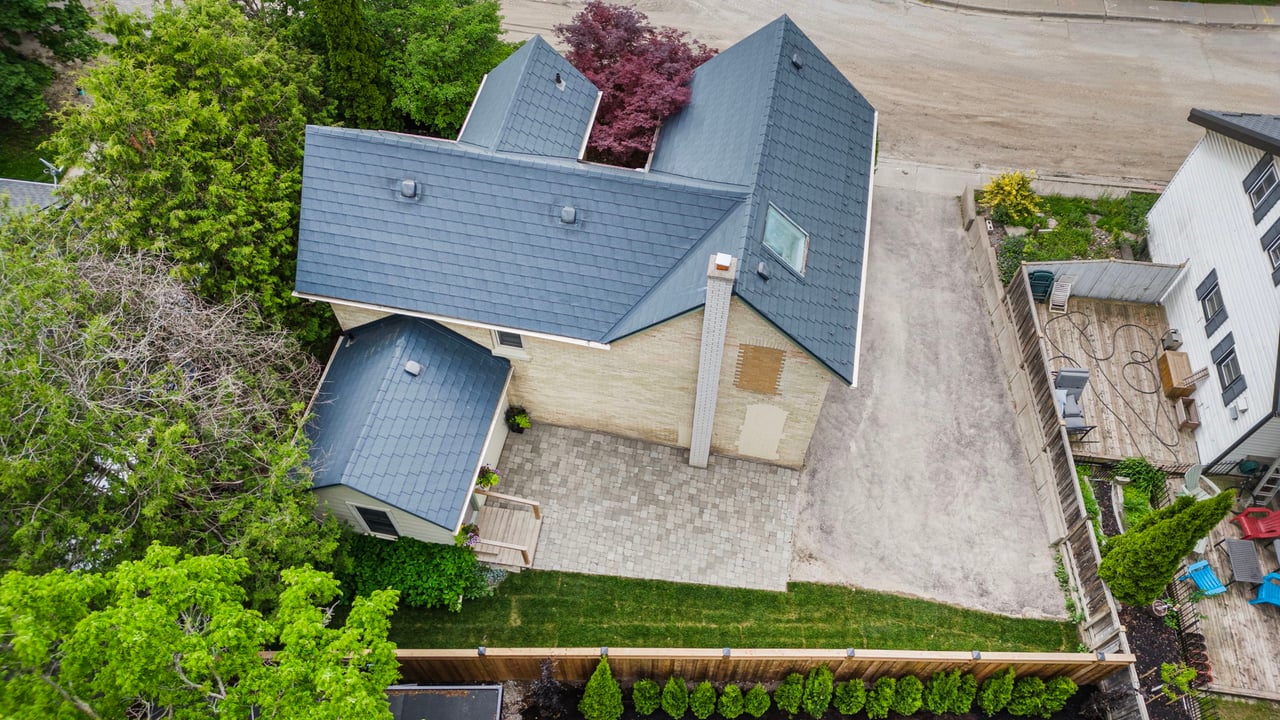 411 Millard Ave, Newmarket