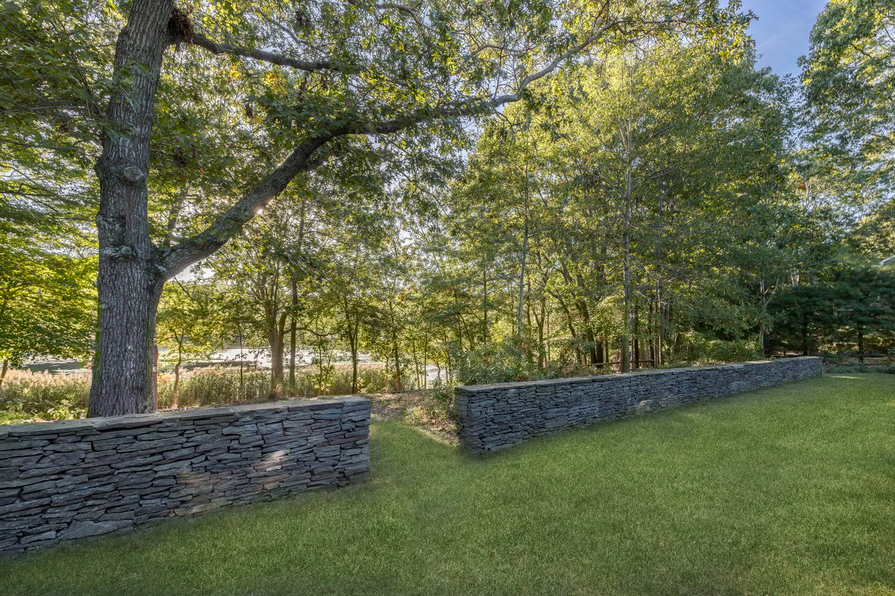 73 Laurel Lane, Sag Harbor 