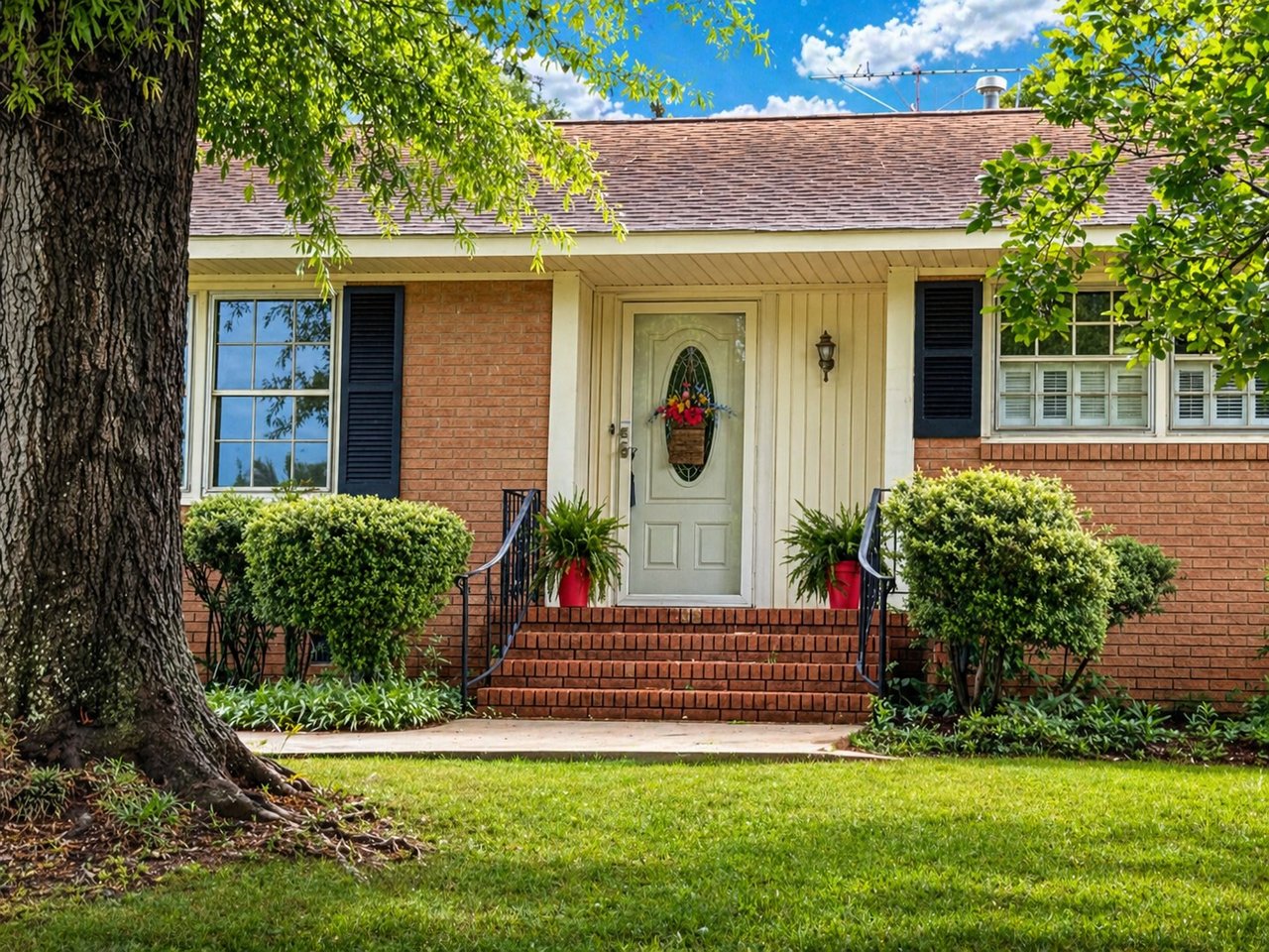 A Solid Brick Ranch in Anderson, SC: A Great Neighborhood!