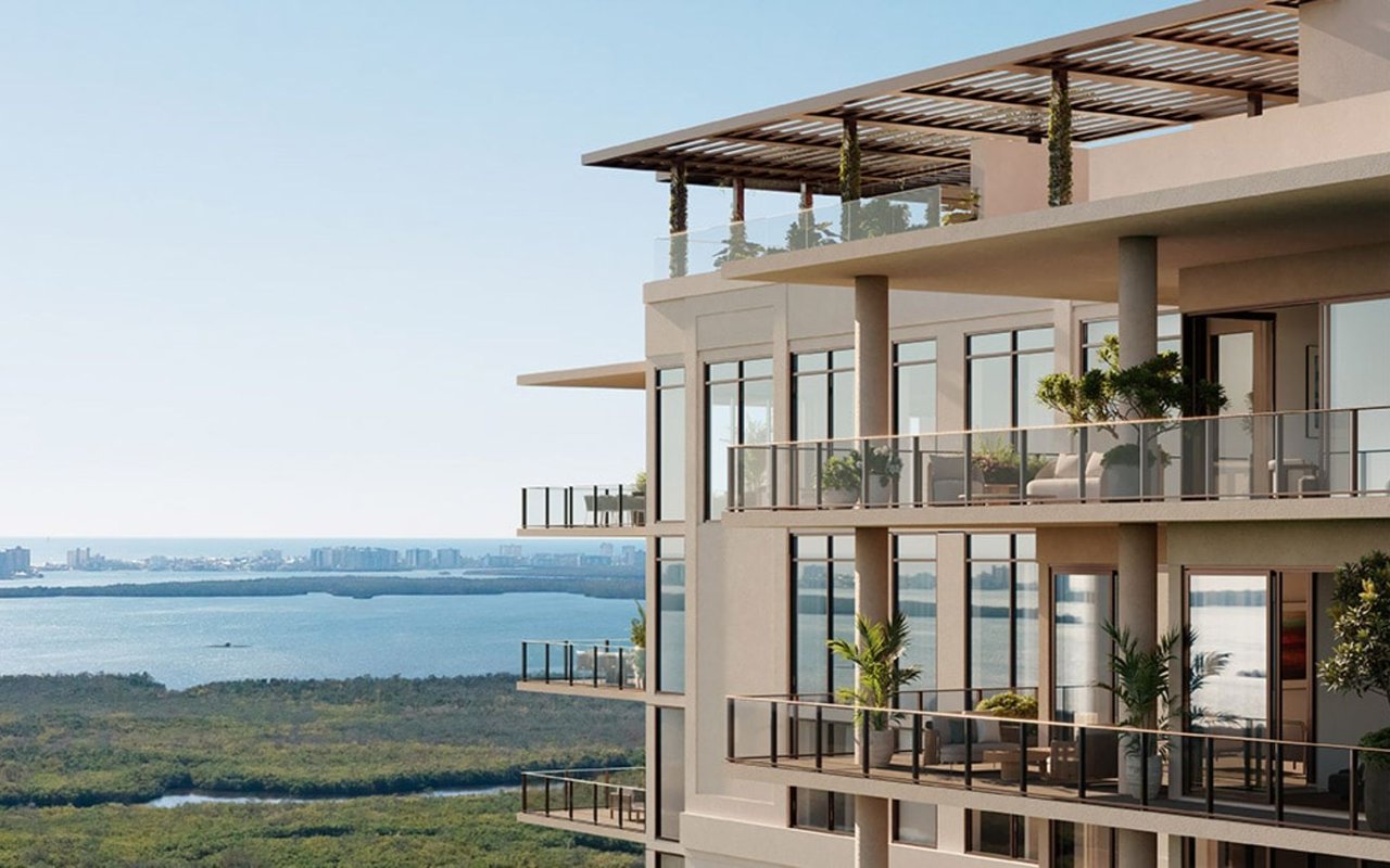 The Island at West Bay / Estero