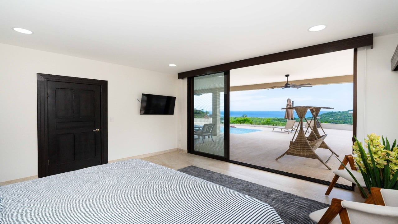 Villa Vista Serena