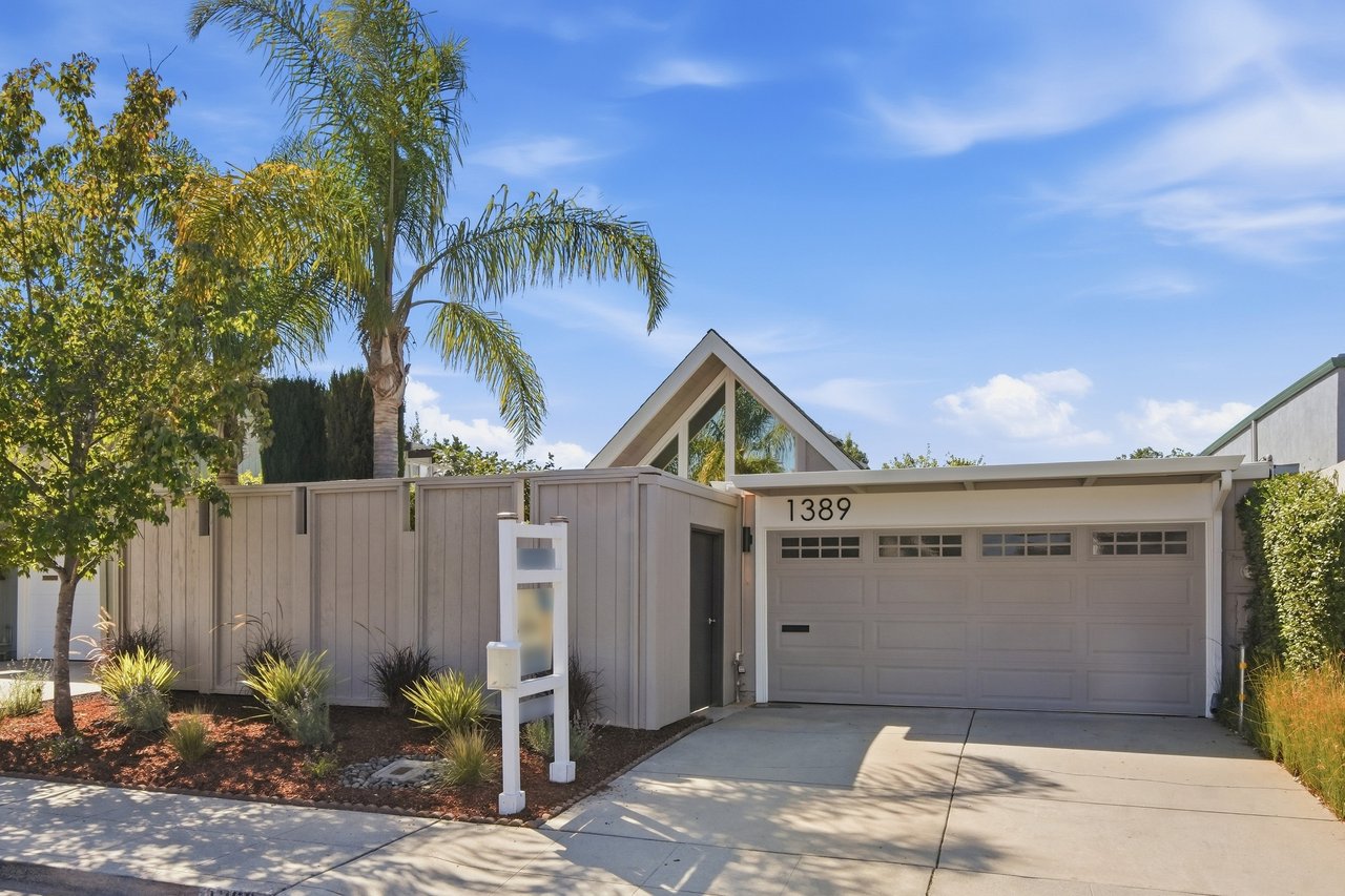 1389 Sydney DR
