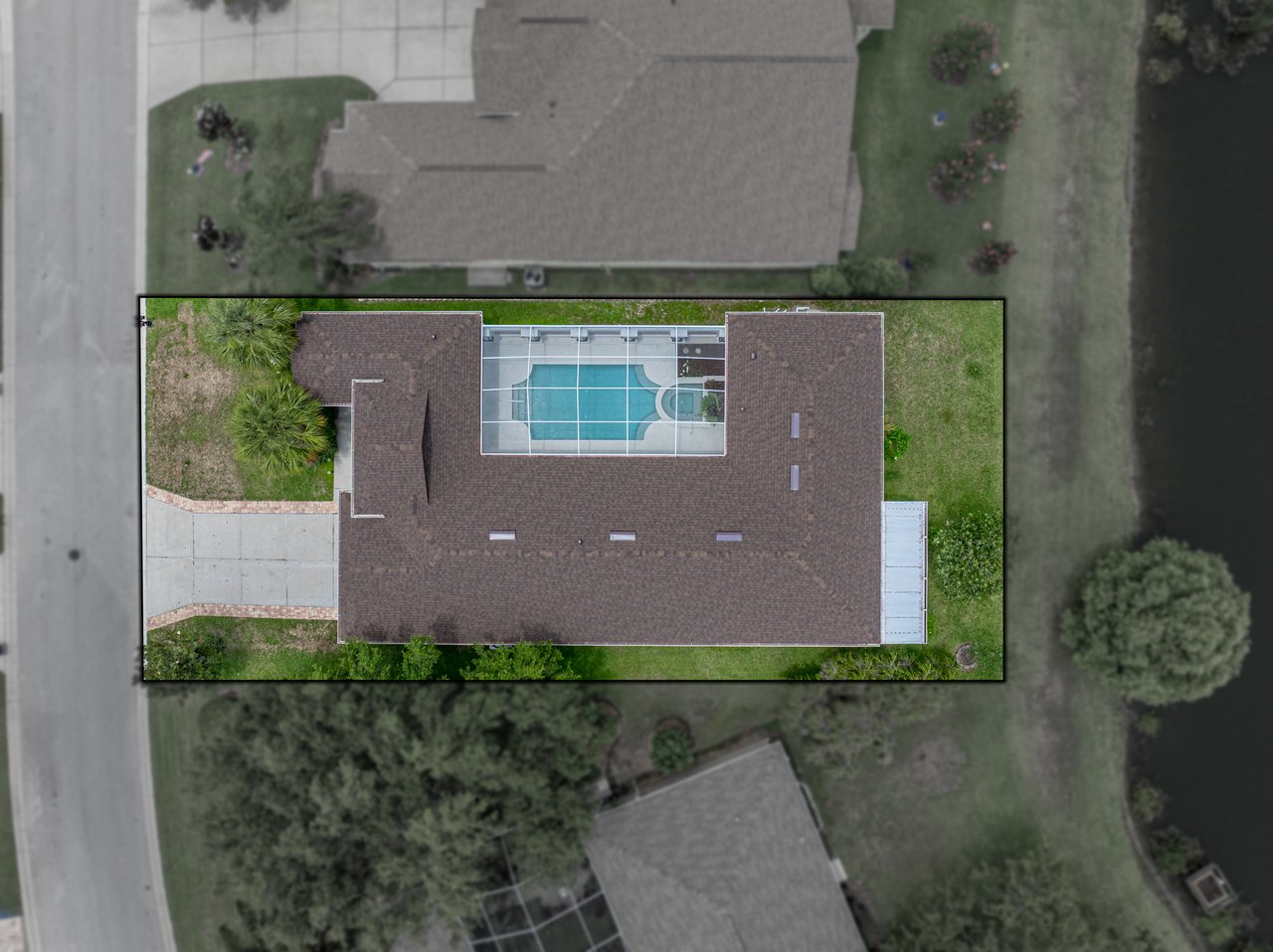 12333 WOODLANDS CIR
