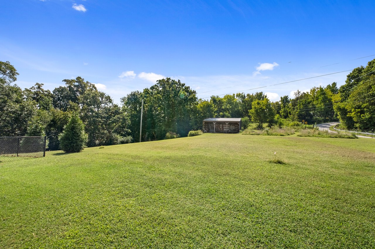 19123 Hill Rd, Springdale, AR 72764