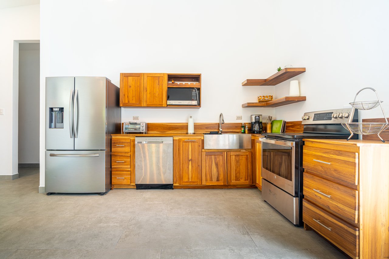 Brand New Home! Nature Lovers Escape by Uvita's Bamboo Forest and Swimming Holes