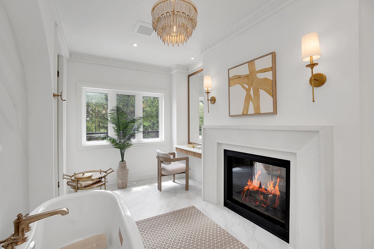 53B Puccini Drive, Richmond Hill Ontario